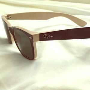 Ray Ban Women’s Sunglasses 🕶 2-Tone